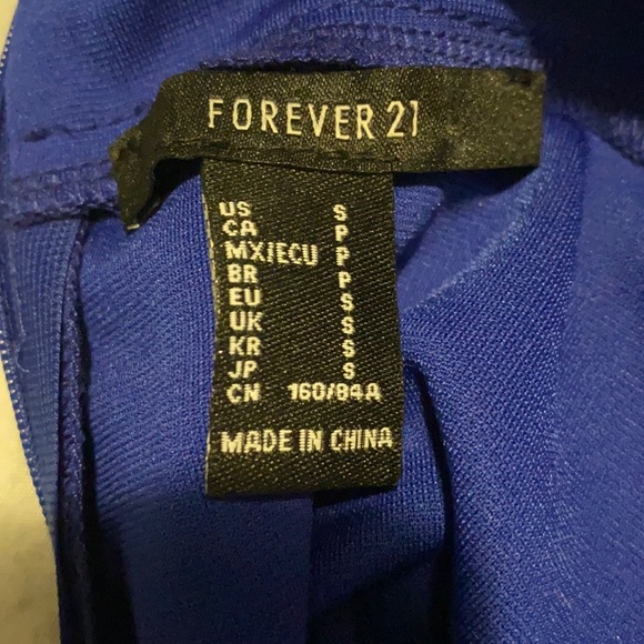 NWOT forever 21 high neck dress with cut outs - Picture 5 of 5